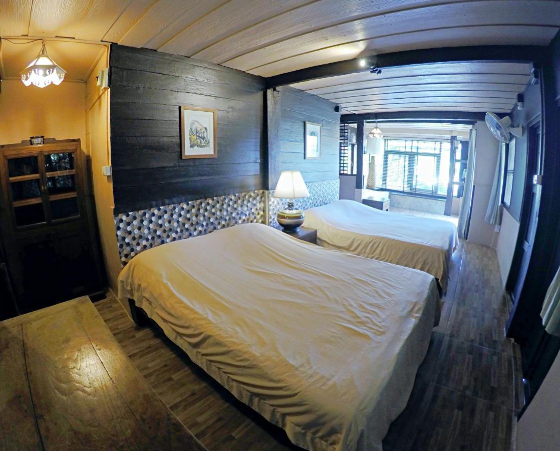 The Riverside Guest House Lampang Luaran gambar