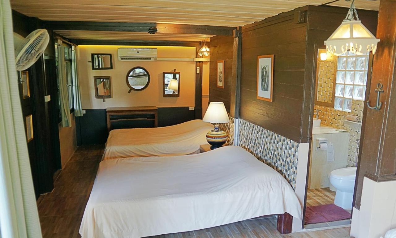 The Riverside Guest House Lampang Luaran gambar