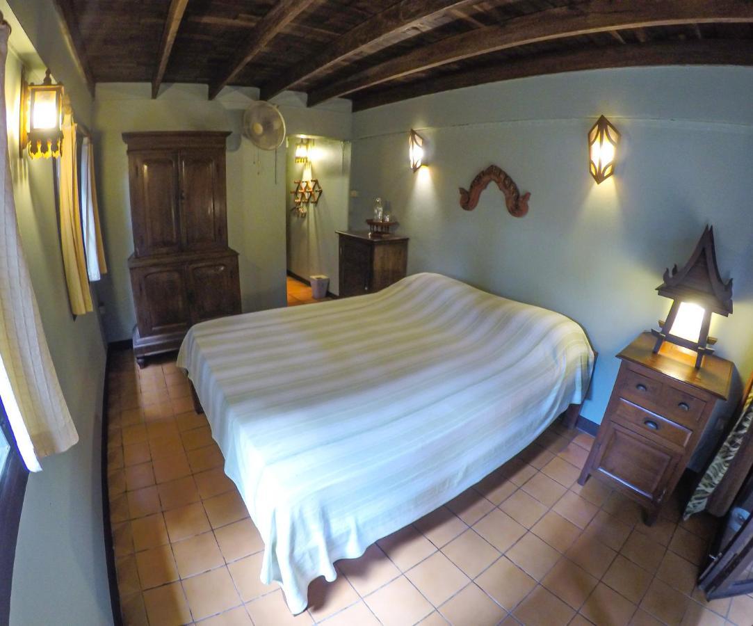 The Riverside Guest House Lampang Luaran gambar