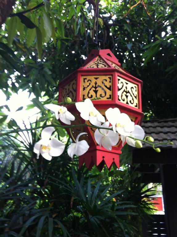 The Riverside Guest House Lampang Luaran gambar