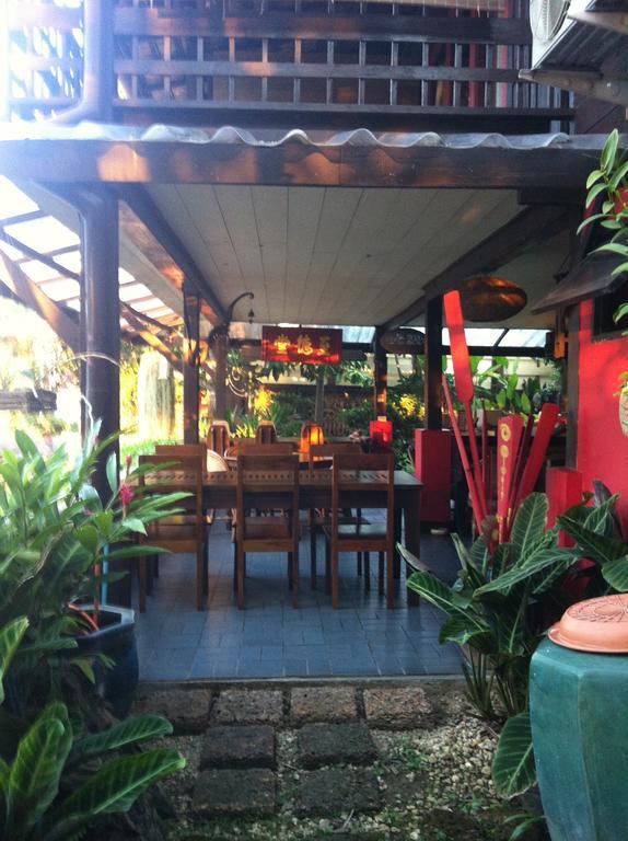 The Riverside Guest House Lampang Luaran gambar
